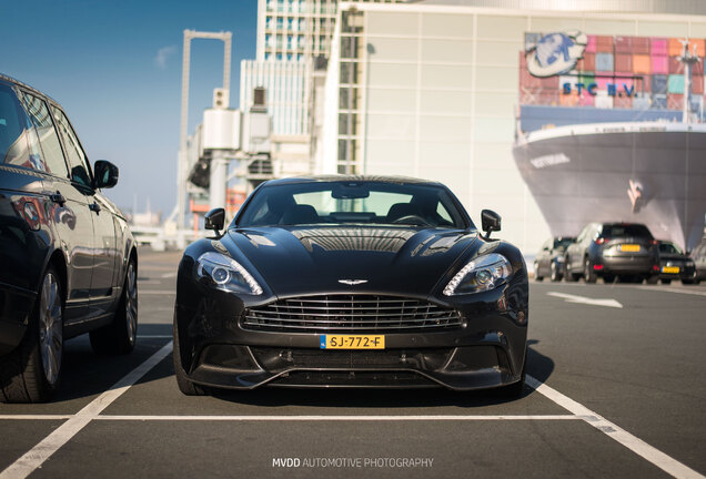 Aston Martin Vanquish 2013