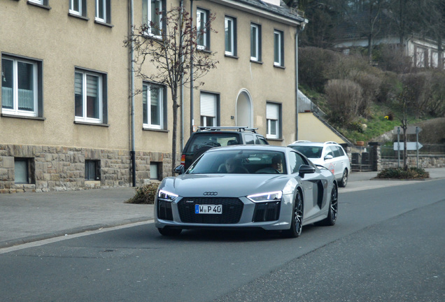 Audi R8 V10 Plus 2015