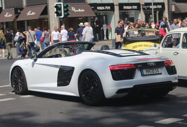 Audi R8 V10 Spyder 2016