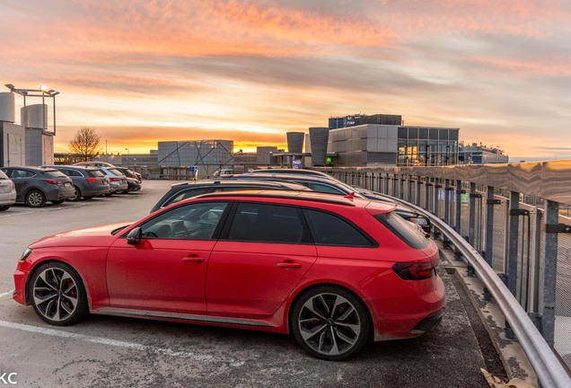 Audi RS4 Avant B9