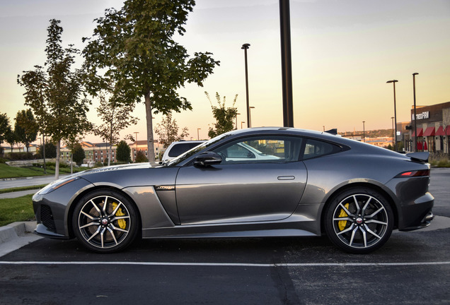 Jaguar F-TYPE SVR Coupé 2017