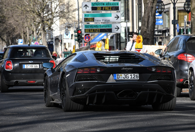 Lamborghini Aventador S LP740-4