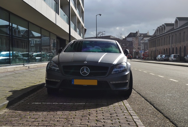 Mercedes-Benz CLS 63 AMG C218