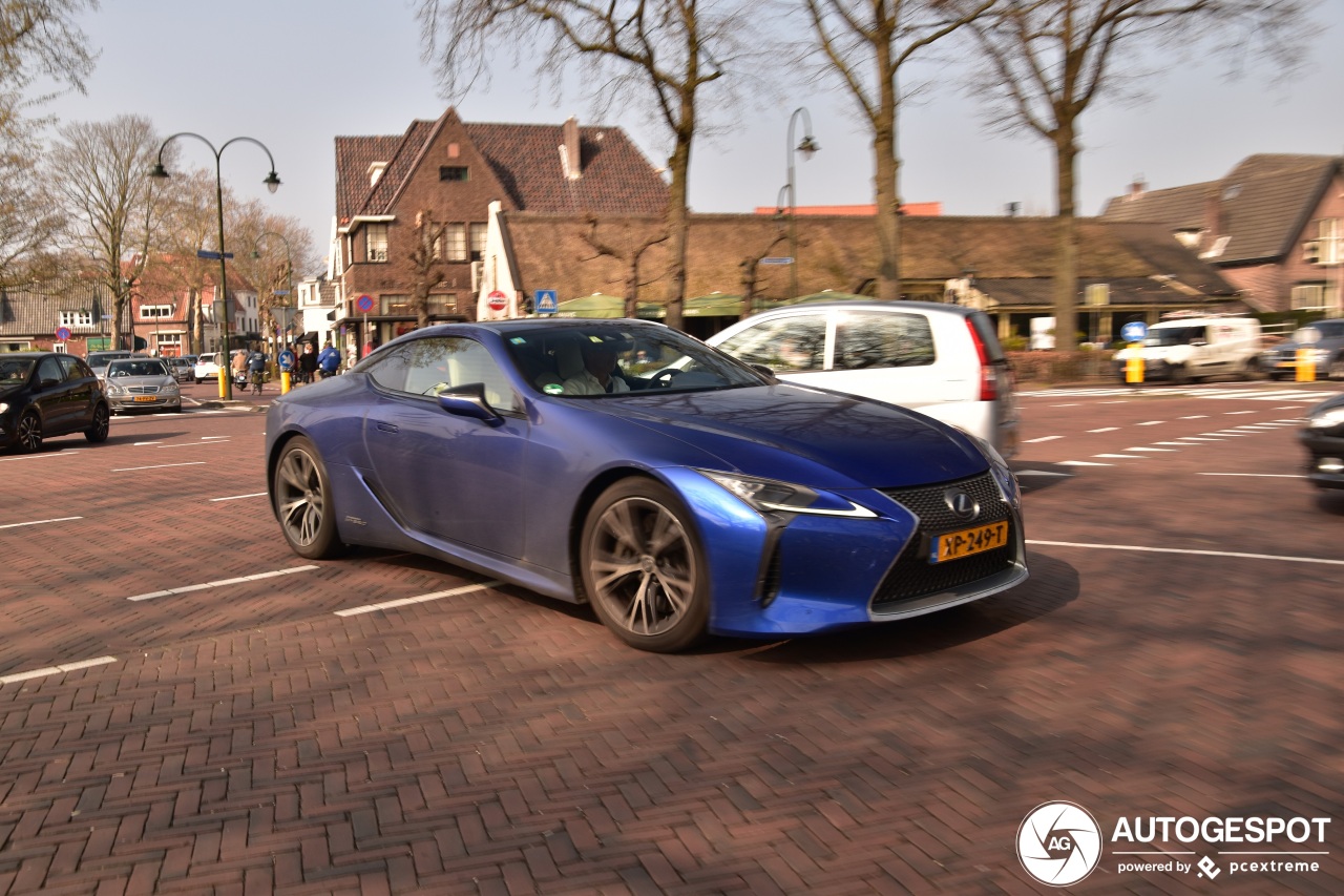 Lexus LC 500h Structural Blue Edition