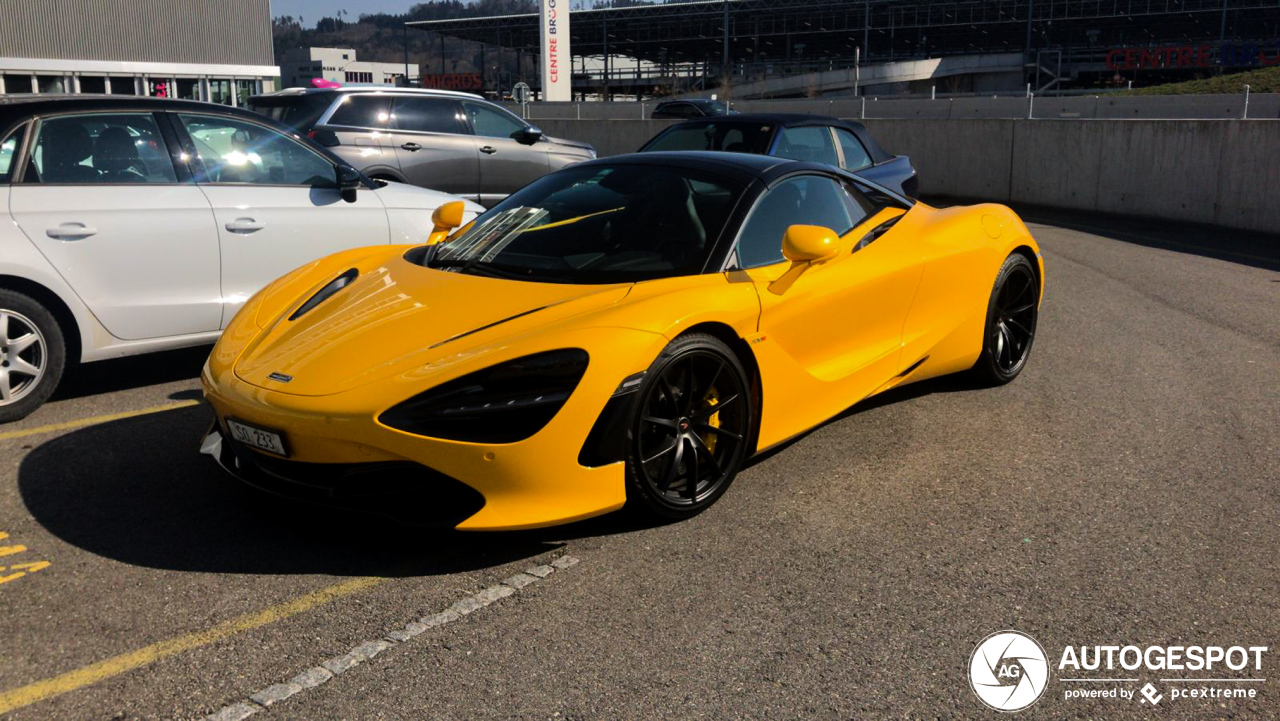 McLaren 720S Spider