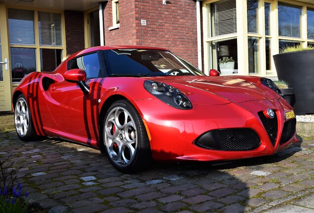 Alfa Romeo 4C Coupé