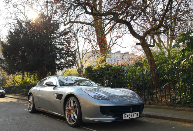 Ferrari GTC4Lusso T