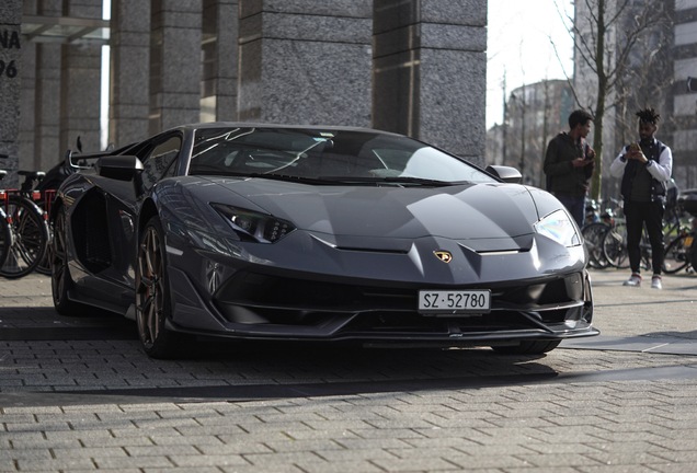 Lamborghini Aventador LP770-4 SVJ