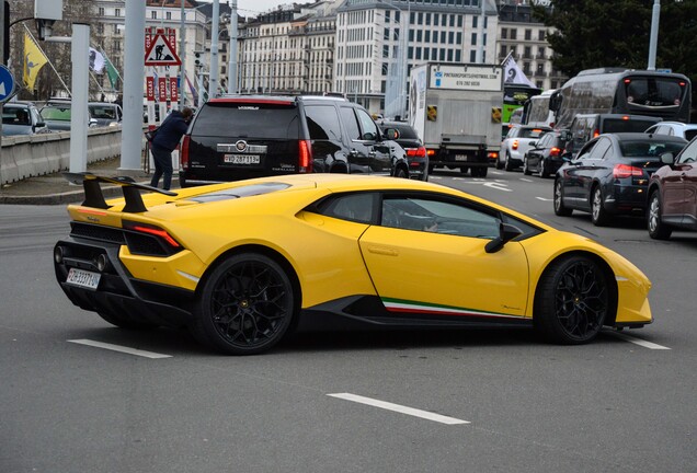 Lamborghini Huracán LP640-4 Performante