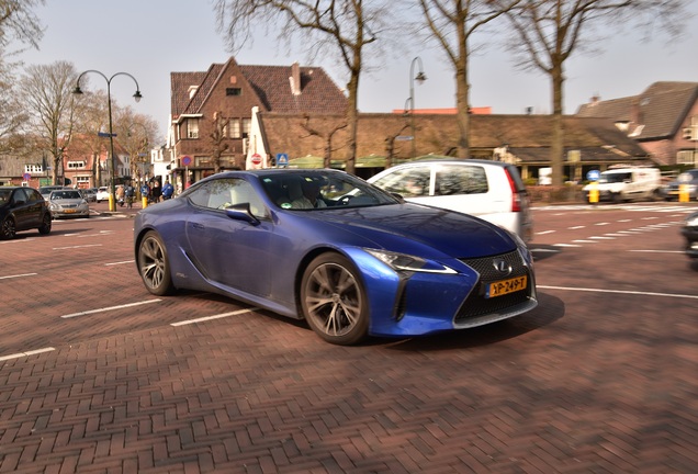 Lexus LC 500h Structural Blue Edition