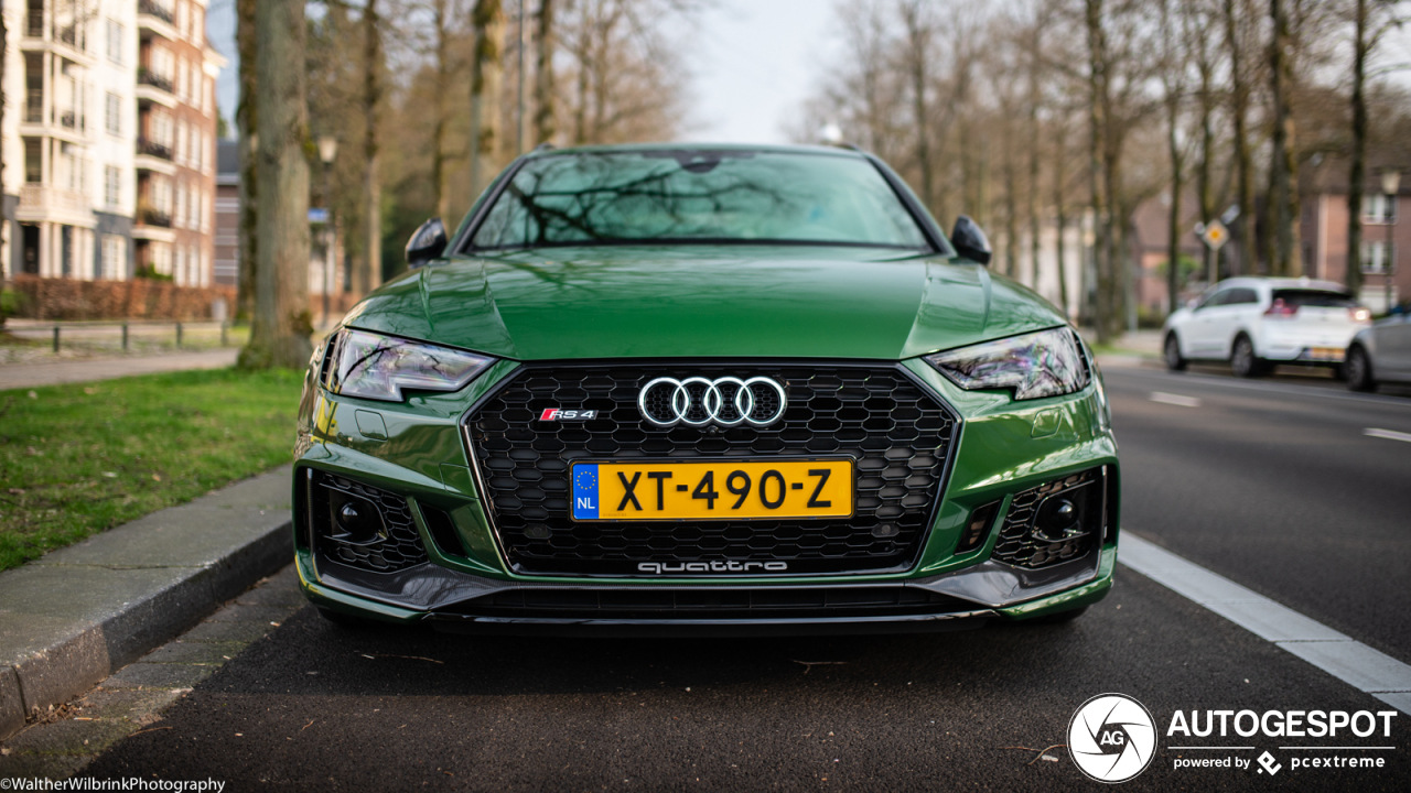 Audi RS4 Avant B9