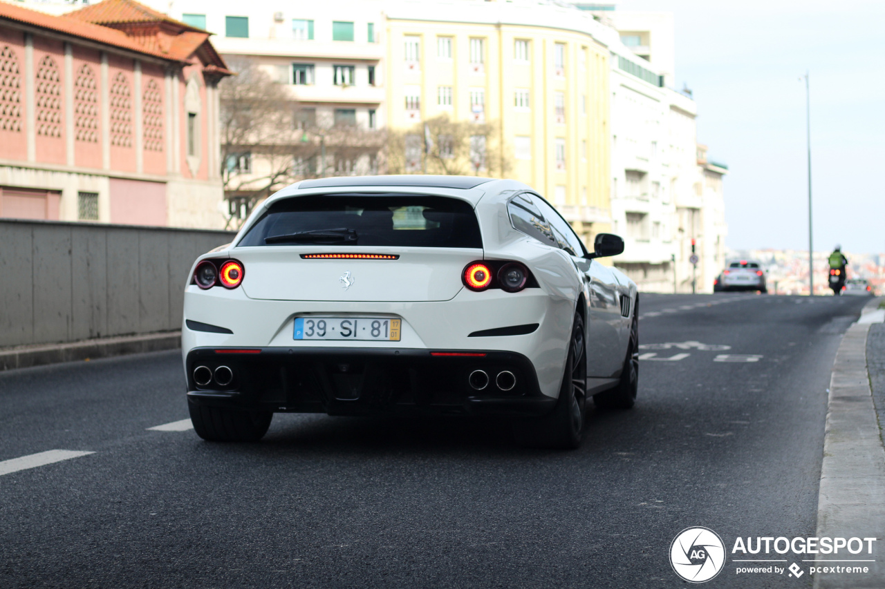 Ferrari GTC4Lusso