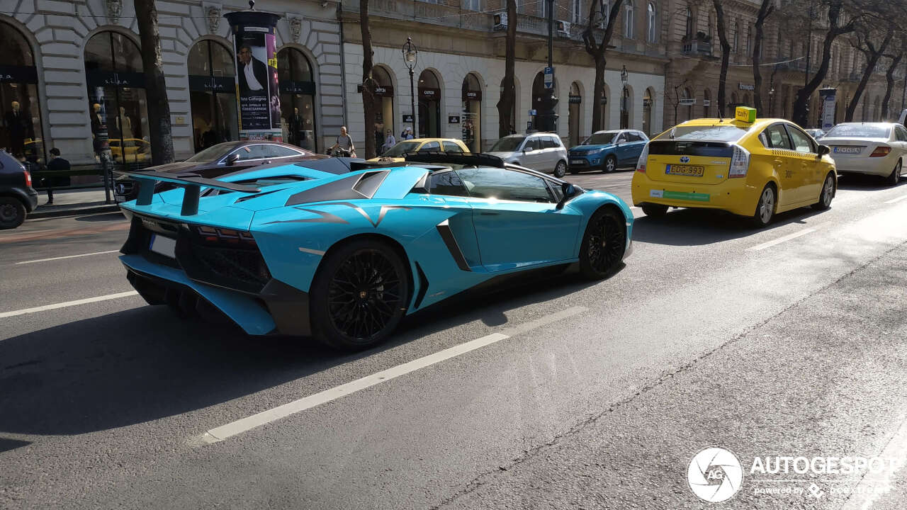 Lamborghini Aventador LP750-4 SuperVeloce Roadster