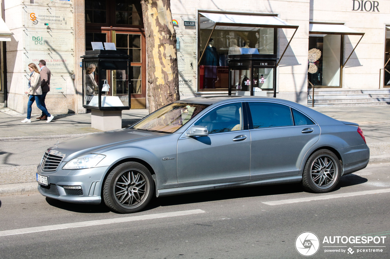 Mercedes-Benz S 63 AMG W221 2010