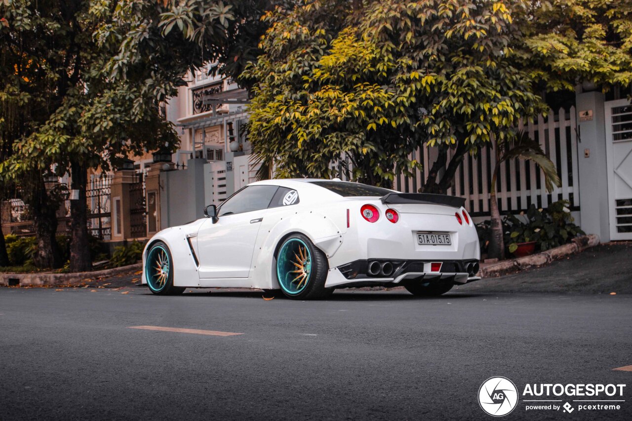 Nissan GT-R 2014 Liberty Walk Widebody