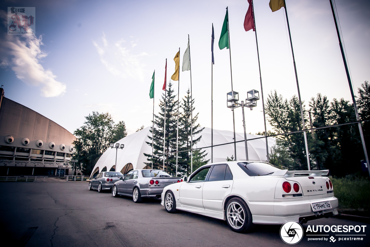 Nissan Skyline R34 Sedan