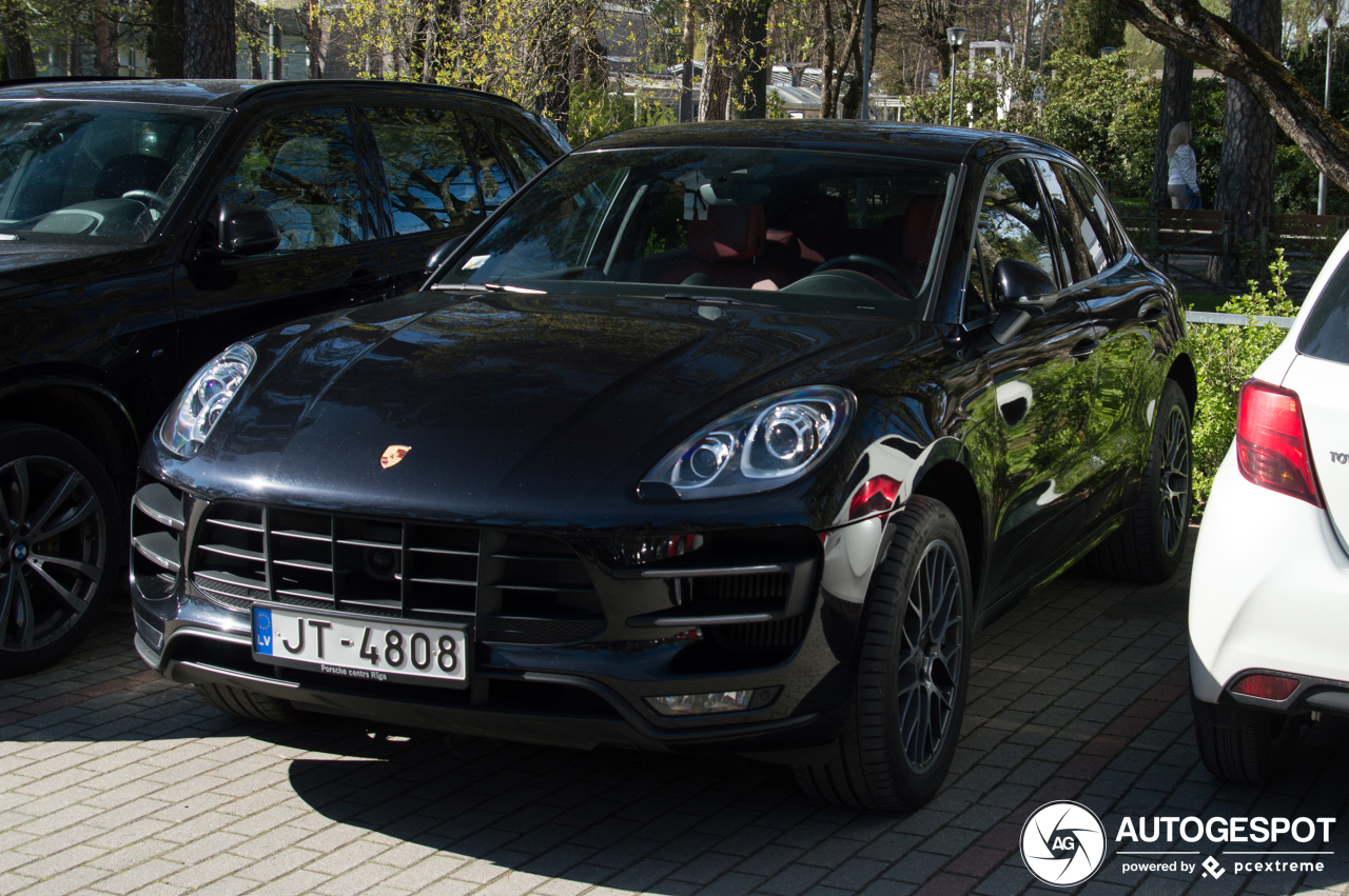 Porsche 95B Macan Turbo