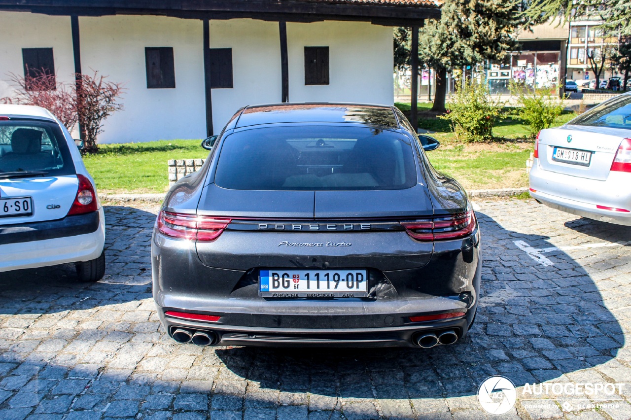 Porsche 971 Panamera Turbo