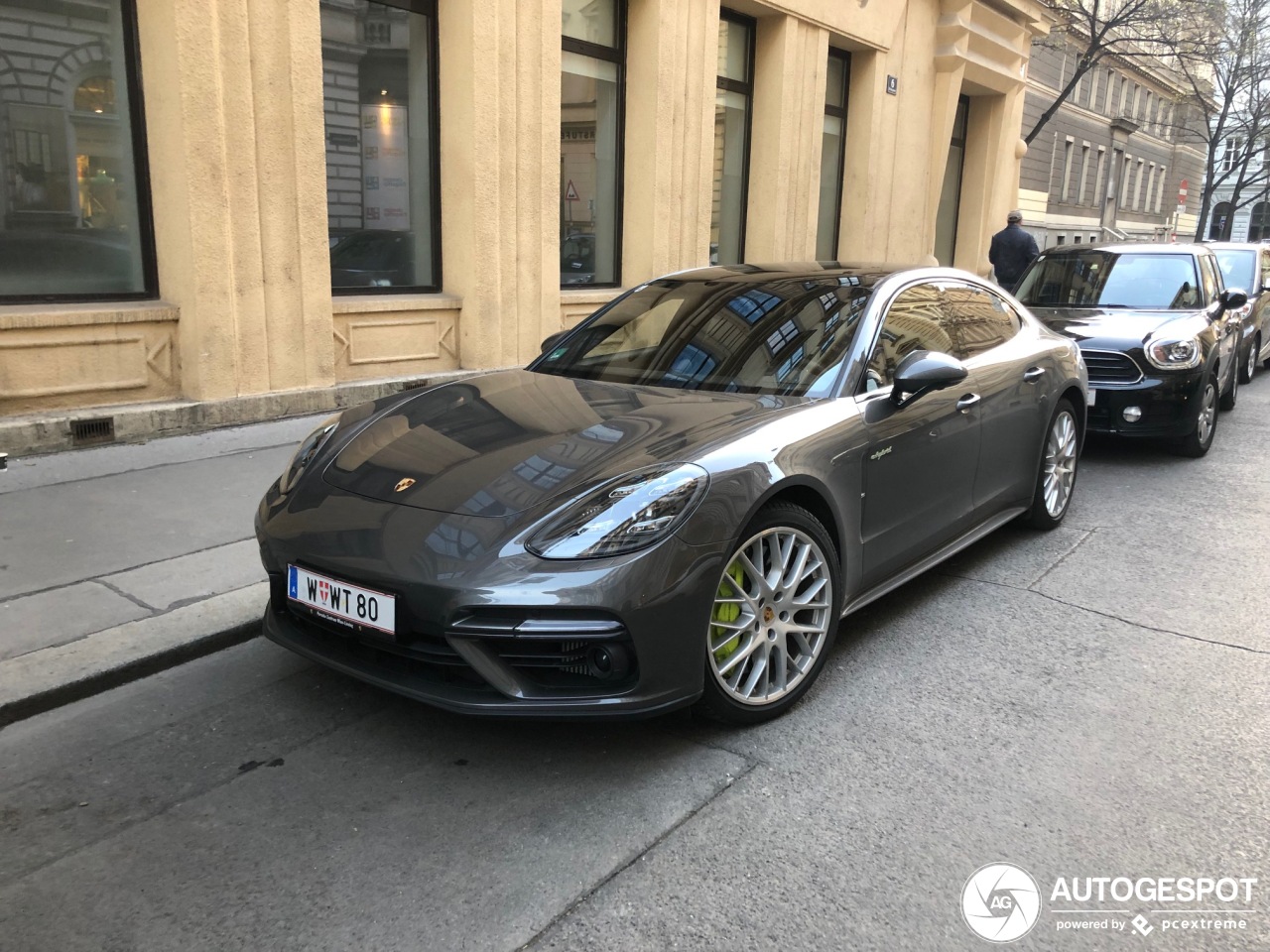 Porsche 971 Panamera Turbo S E-Hybrid