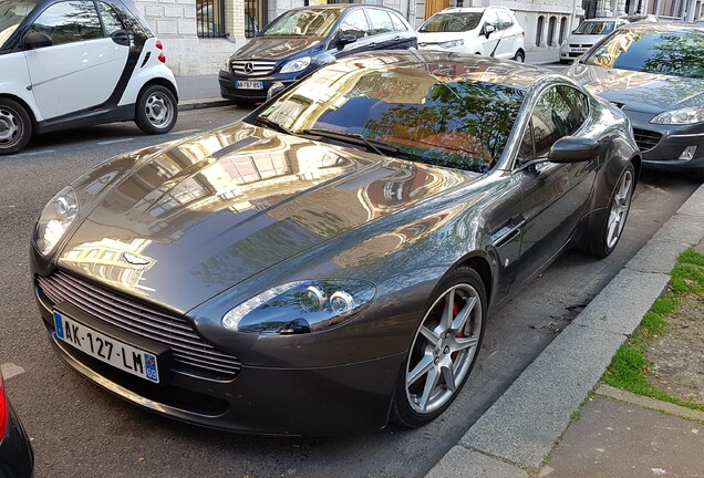 Aston Martin V8 Vantage