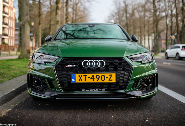 Audi RS4 Avant B9