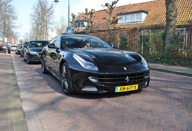 Ferrari FF