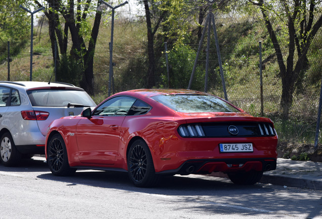 Ford Mustang GT 2015