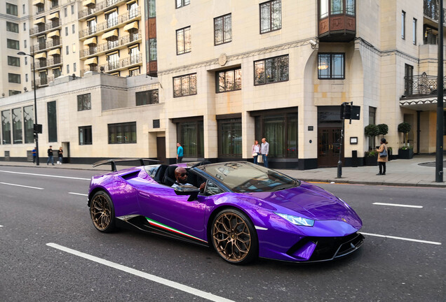 Lamborghini Huracán LP640-4 Performante Spyder