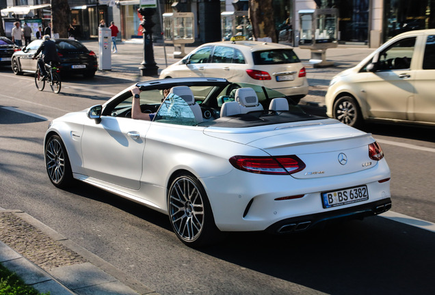 Mercedes-AMG C 63 S Convertible A205 Ocean Blue Edition