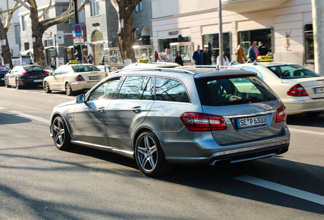 Mercedes-Benz E 63 AMG S212