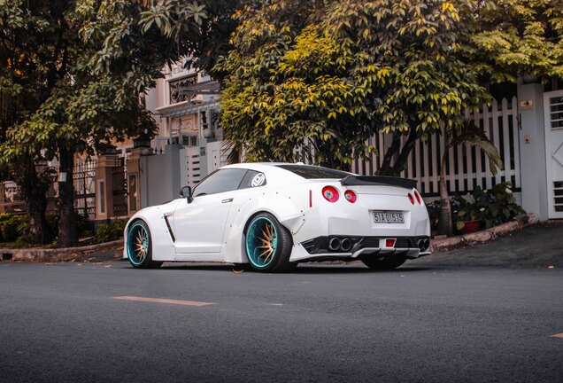 Nissan GT-R 2014 Liberty Walk Widebody