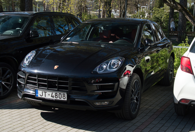 Porsche 95B Macan Turbo