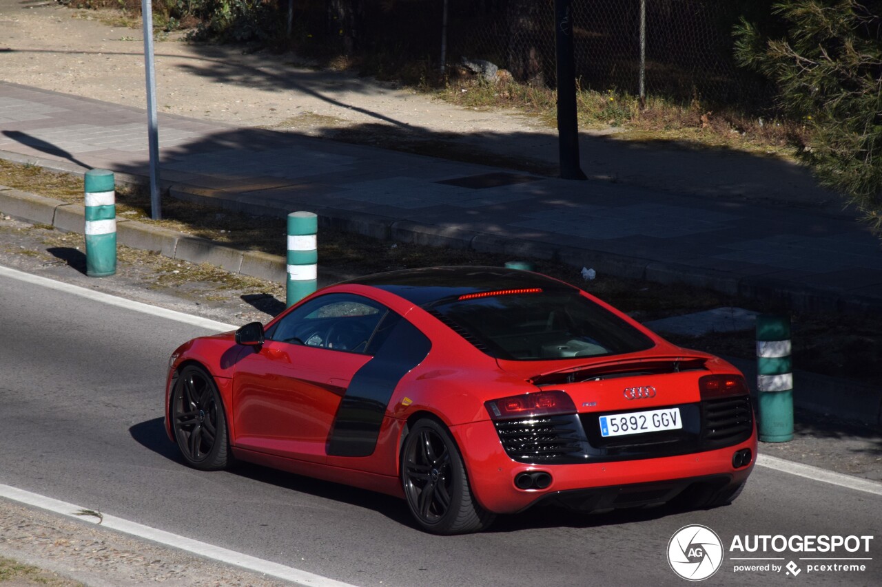 Audi R8