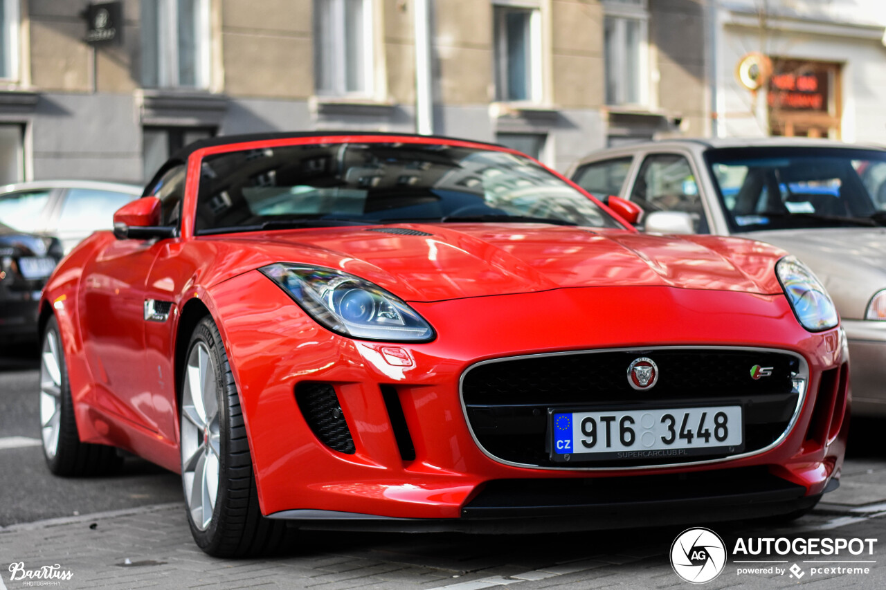 Jaguar F-TYPE S Convertible