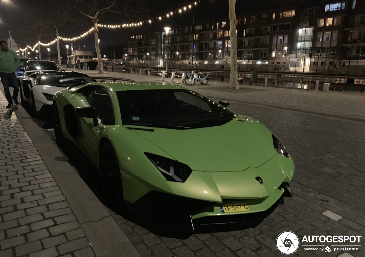 Lamborghini Aventador LP750-4 SuperVeloce