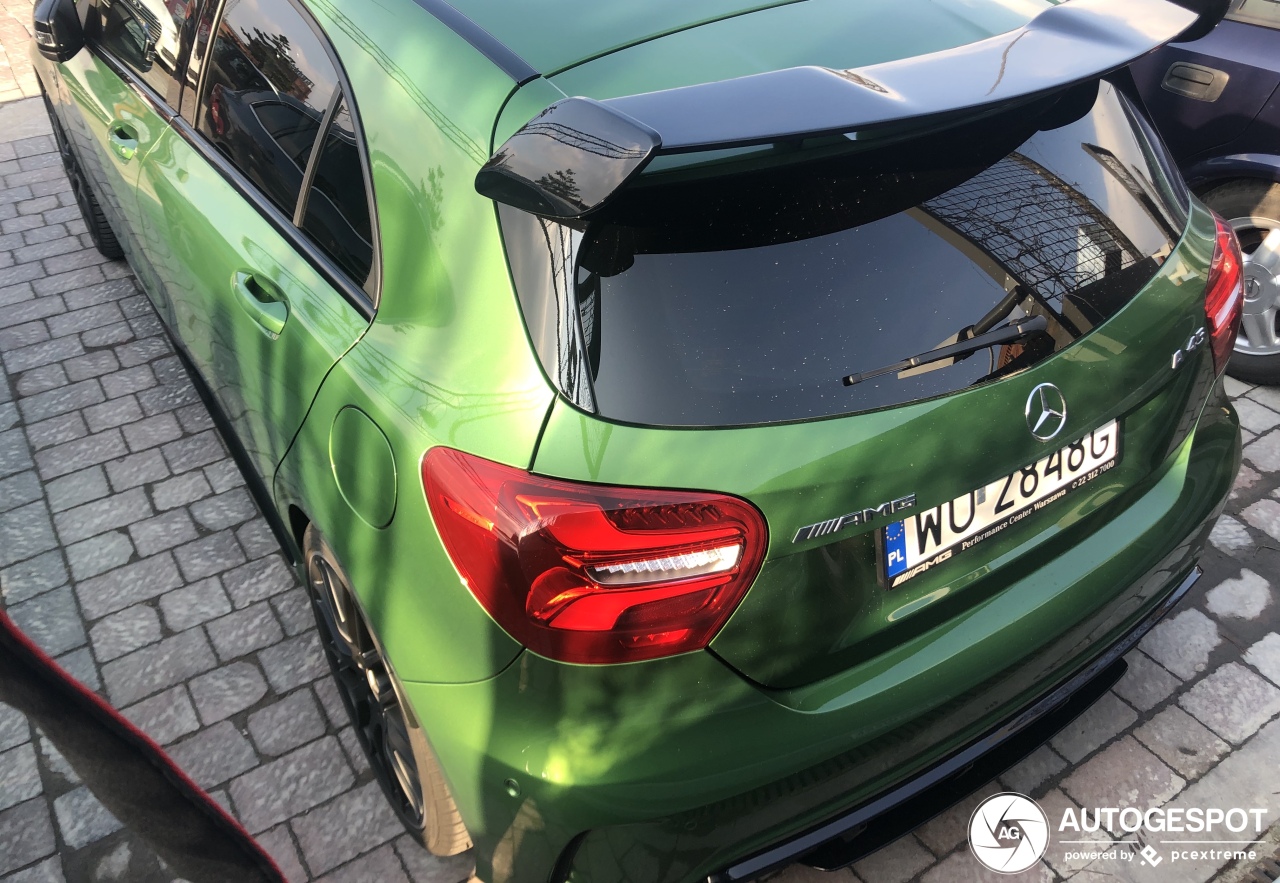 Mercedes-AMG A 45 W176 2015