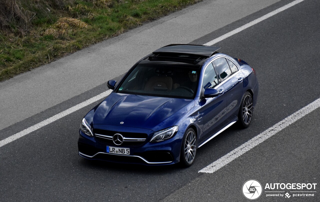 Mercedes-AMG C 63 S W205