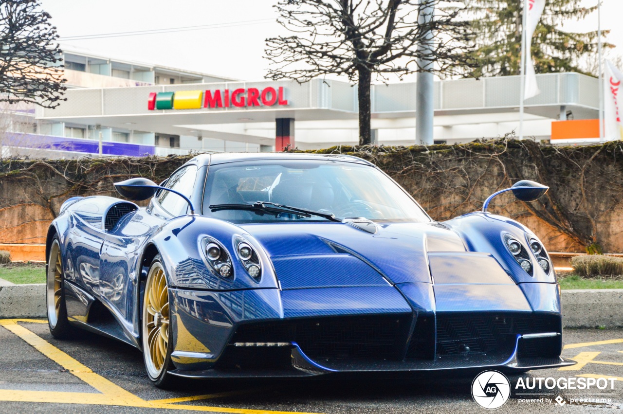 Pagani Huayra Roadster