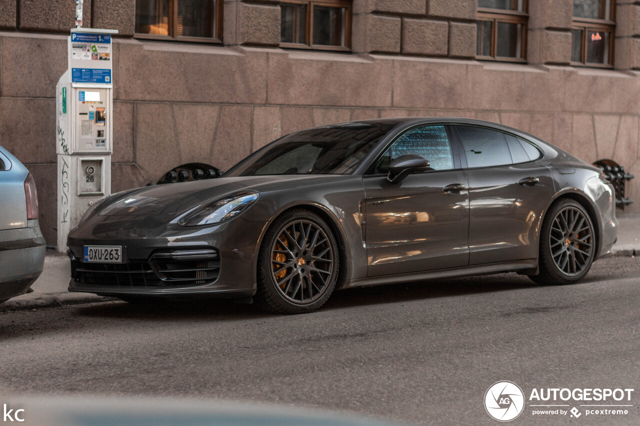 Porsche 971 Panamera Turbo S E-Hybrid