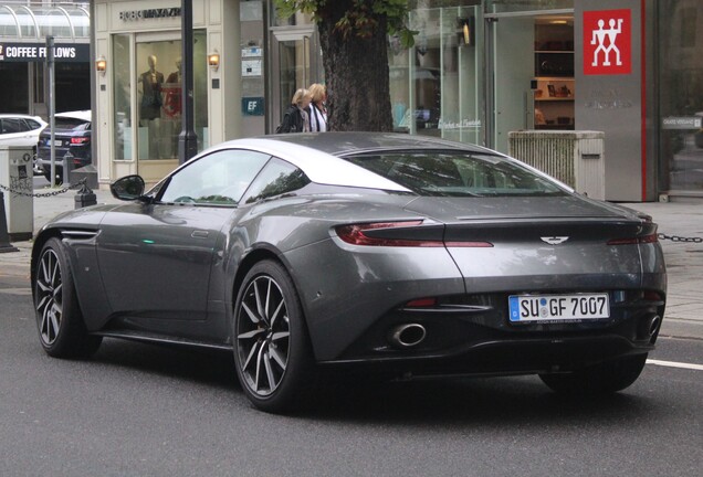 Aston Martin DB11