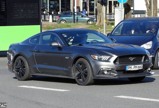 Ford Mustang GT 2015