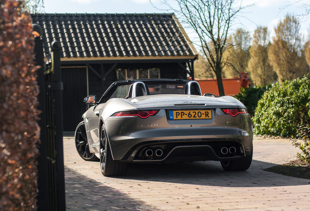 Jaguar F-TYPE R Convertible 2017