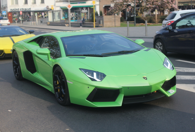 Lamborghini Aventador LP700-4