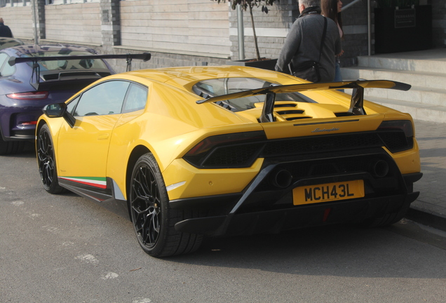 Lamborghini Huracán LP640-4 Performante