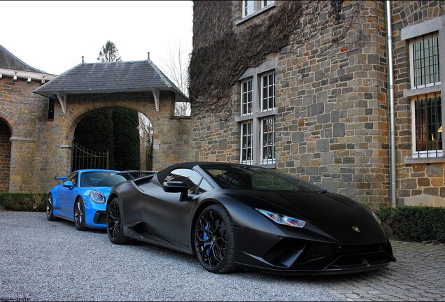 Lamborghini Huracán LP640-4 Performante Spyder