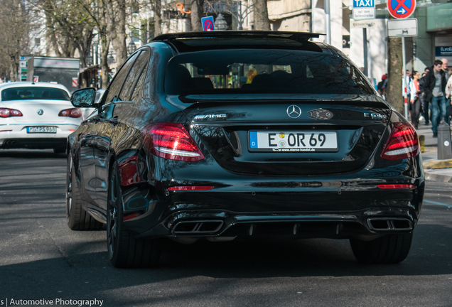 Mercedes-AMG E 63 S W213