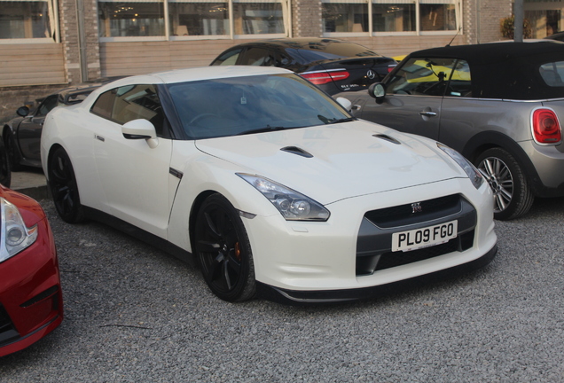 Nissan GT-R