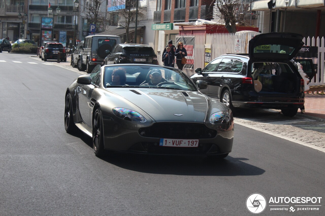 Aston Martin V8 Vantage Roadster 2012