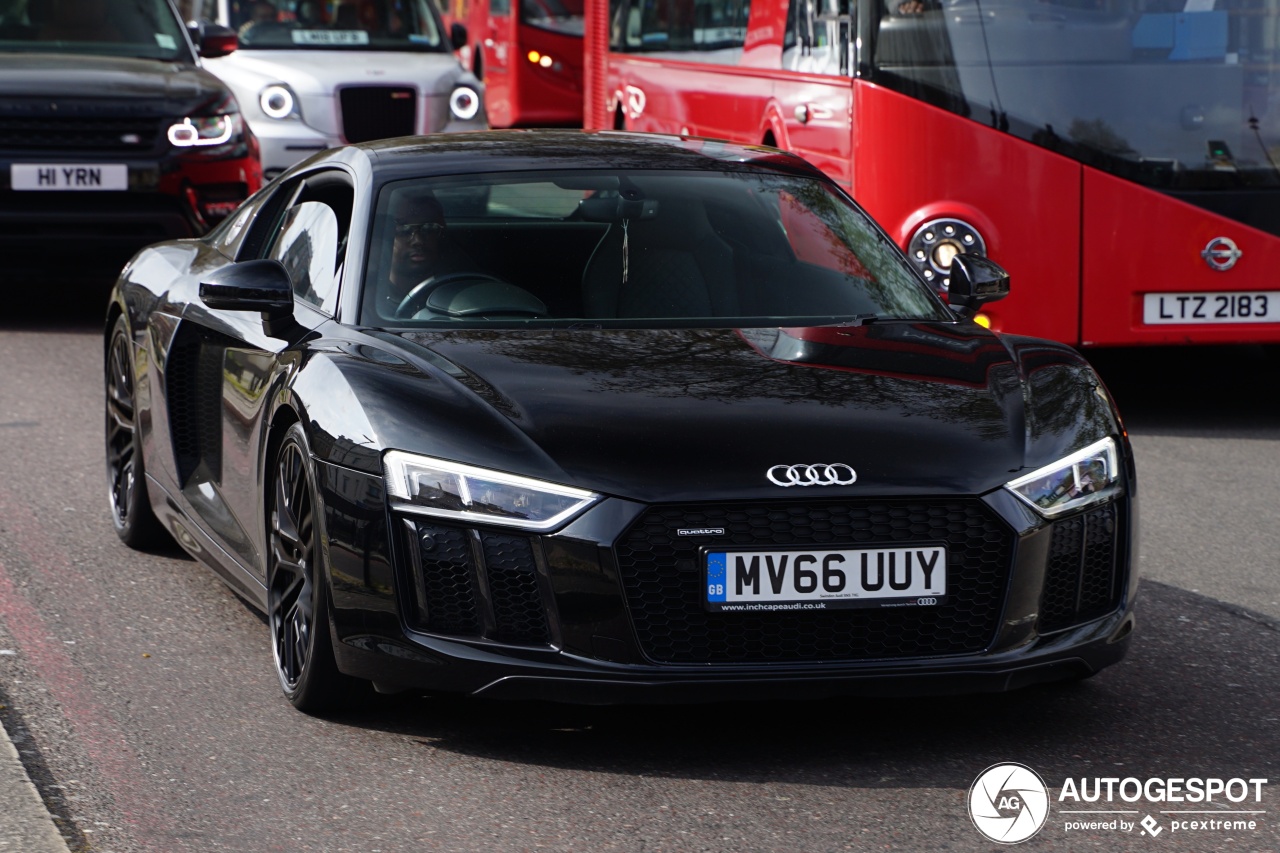 Audi R8 V10 2015