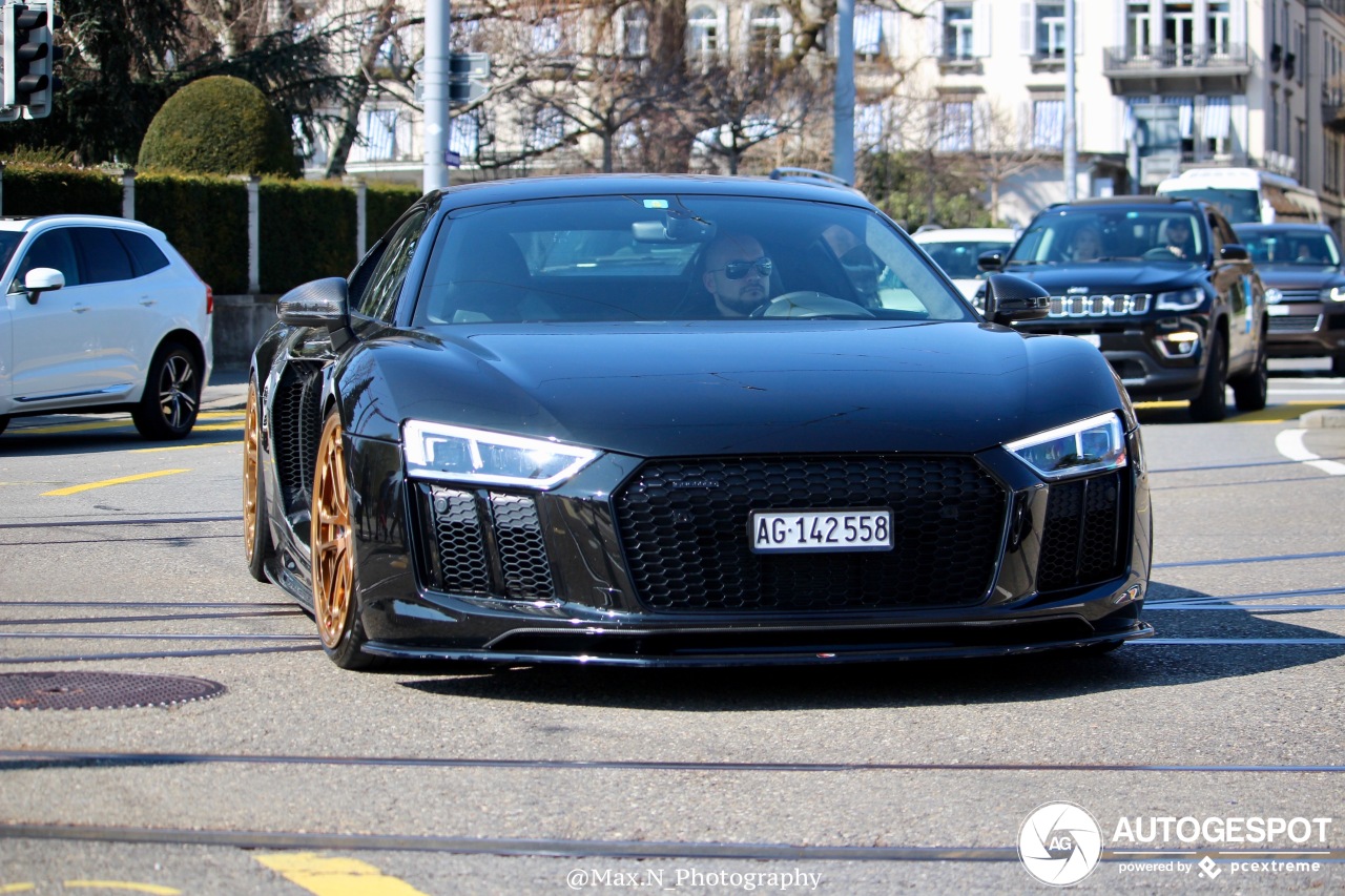 Audi R8 V10 Plus 2015